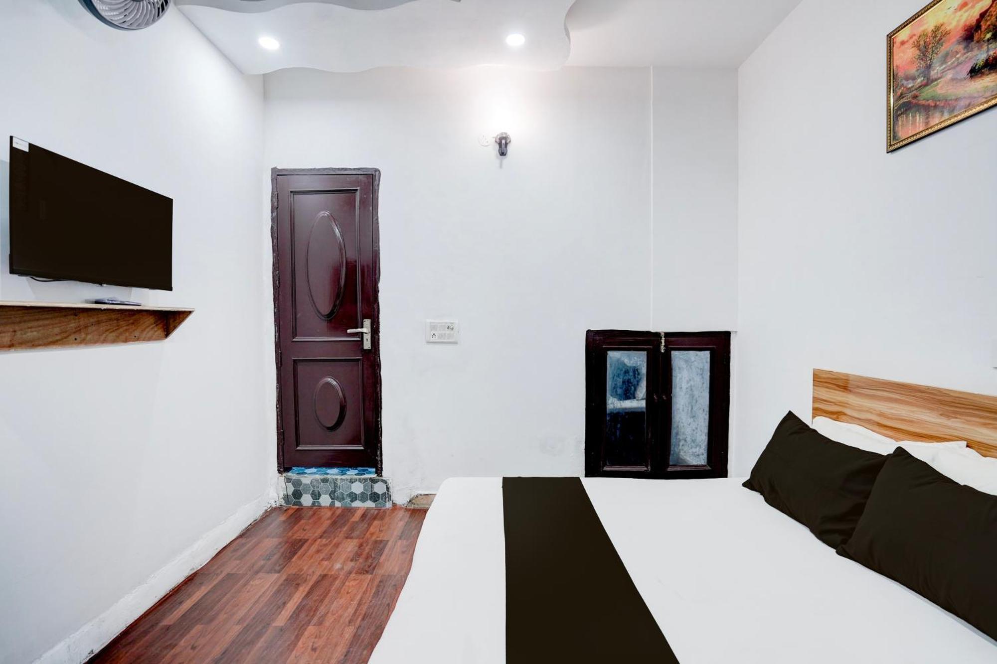Hotel O Le Empire Stay House Yeni Delhi Dış mekan fotoğraf