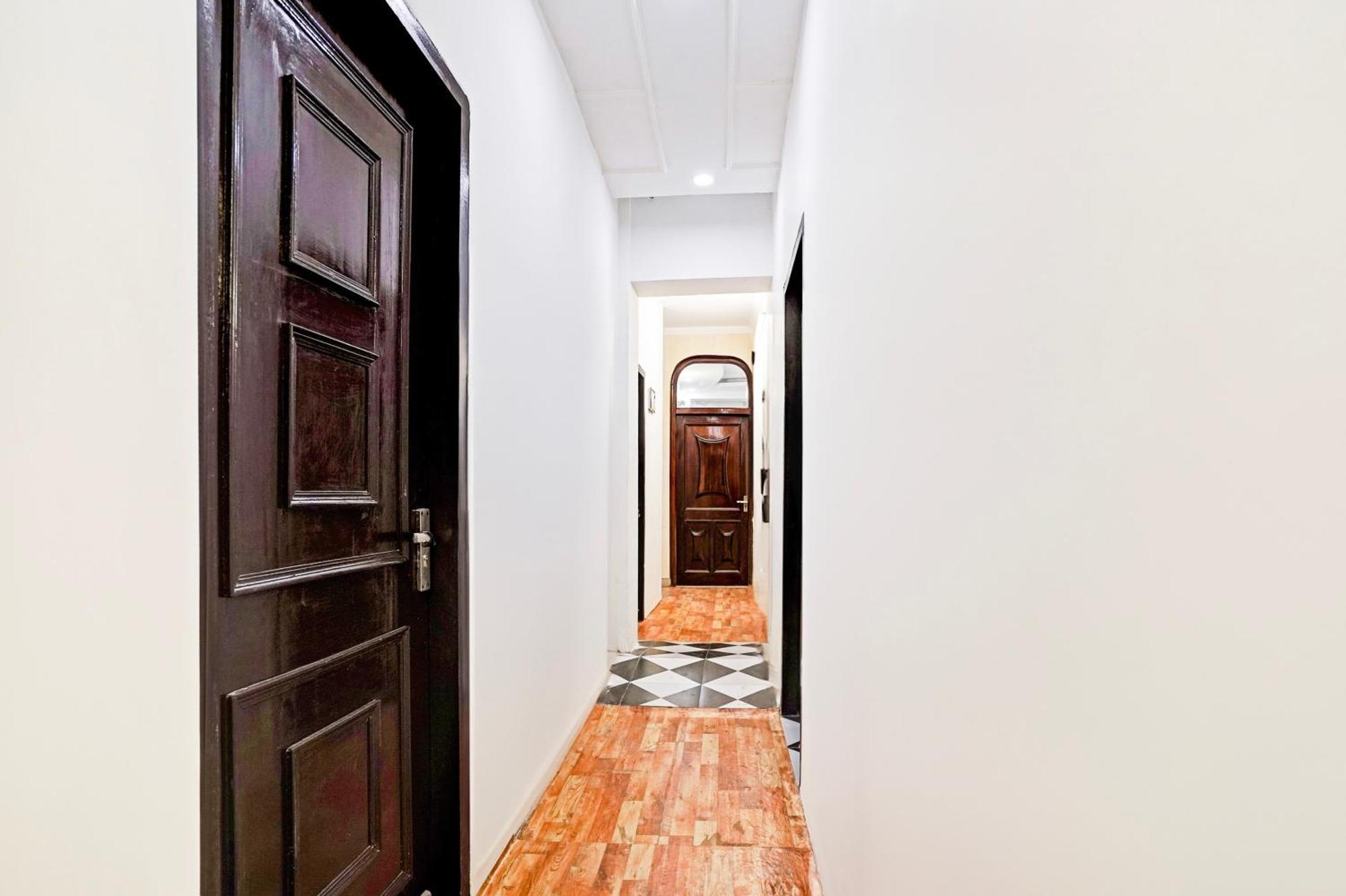 Hotel O Le Empire Stay House Yeni Delhi Dış mekan fotoğraf