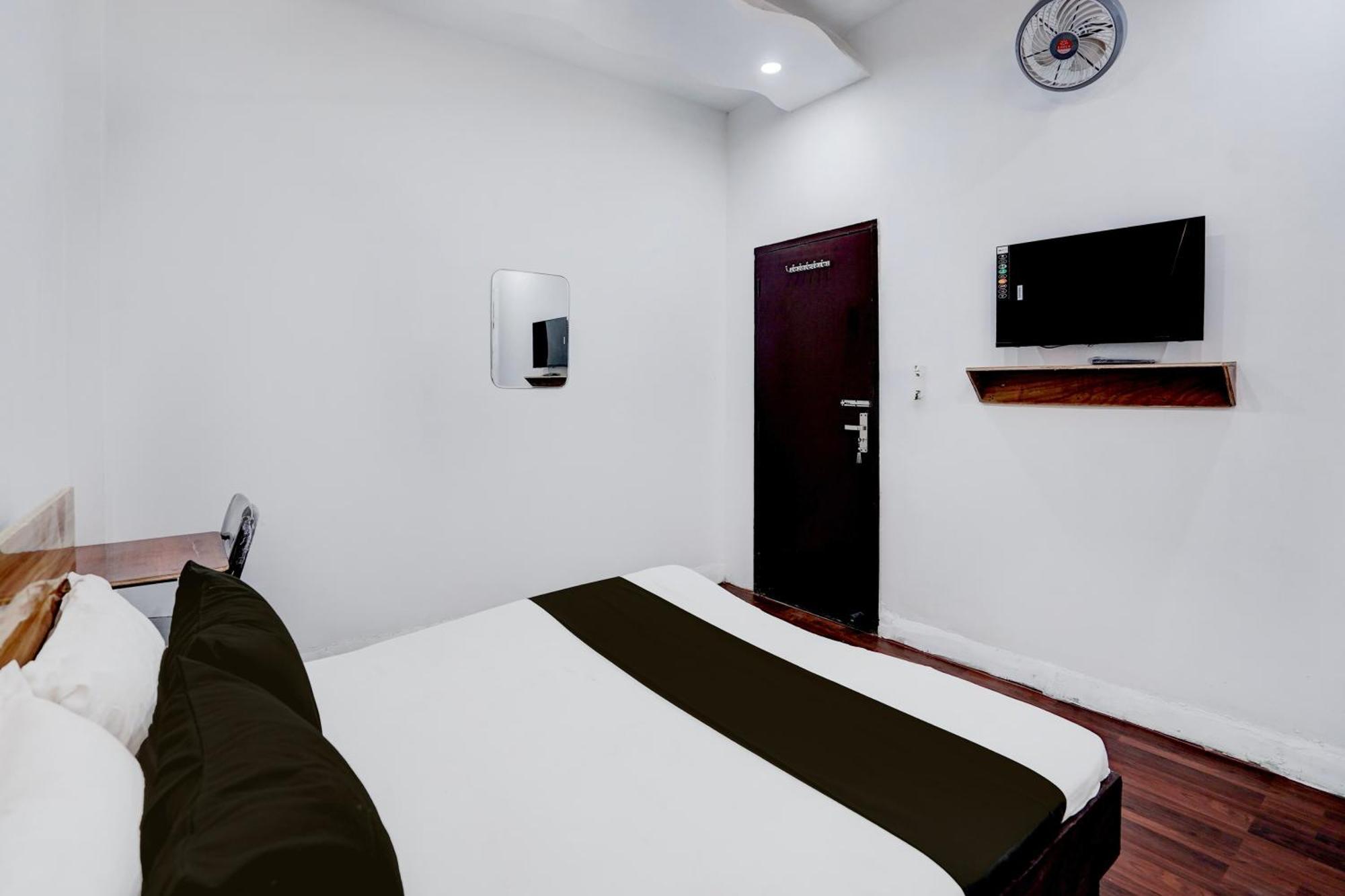 Hotel O Le Empire Stay House Yeni Delhi Dış mekan fotoğraf